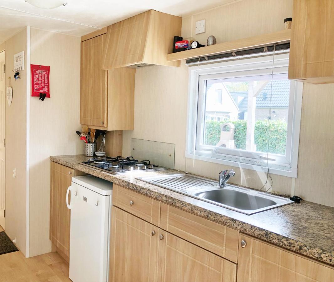 Chalet 575 Op Recreatiepark De Wielen Sint Maarten Eksteriør billede